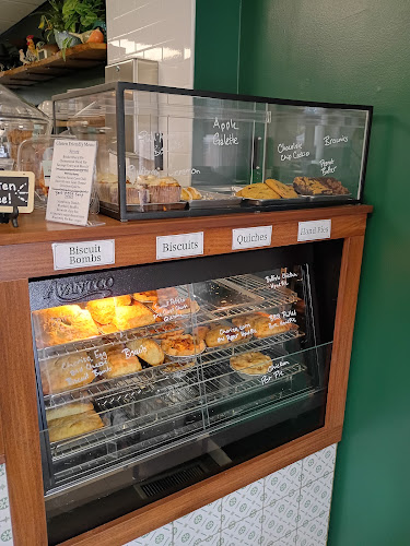 Deep Roots Cafe