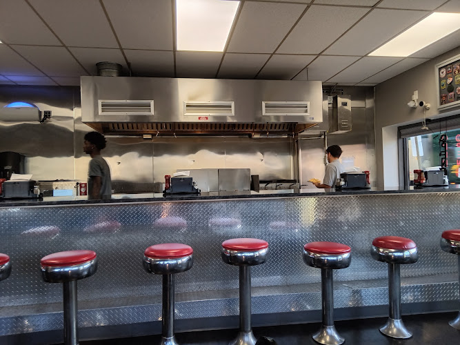 Mike's Sandwich Shop