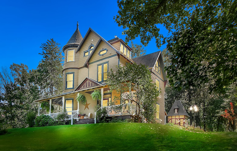 The South Mountain Inn