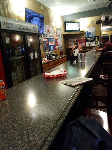 Maria's Lounge & Restaurant