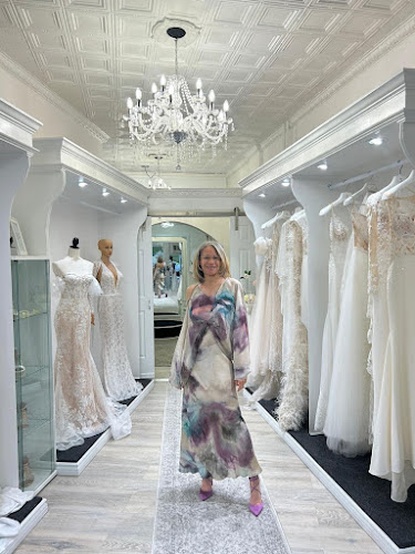 Mayller bridal Italian Style