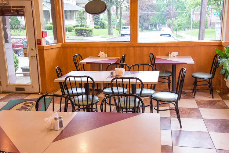 Carlos Pizzeria Restaurant