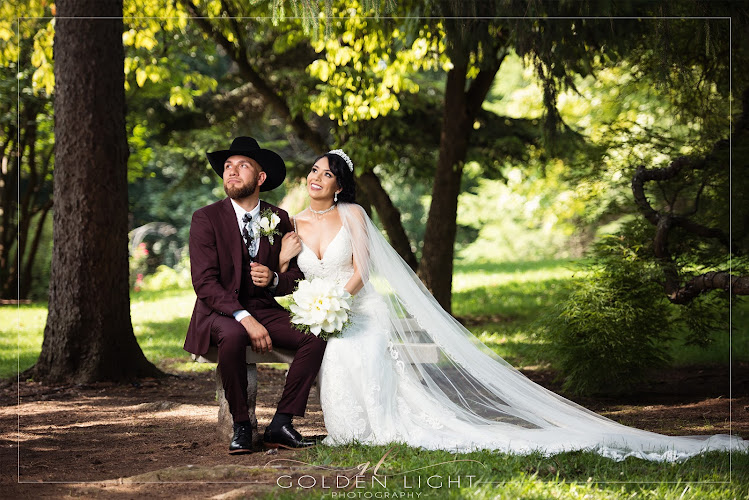 Golden Light Photography LLC