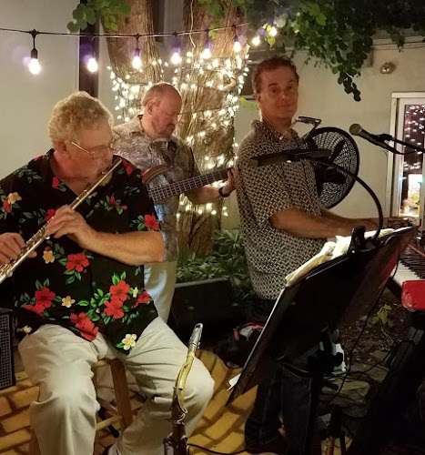 Gracie's 21st Century Cafe